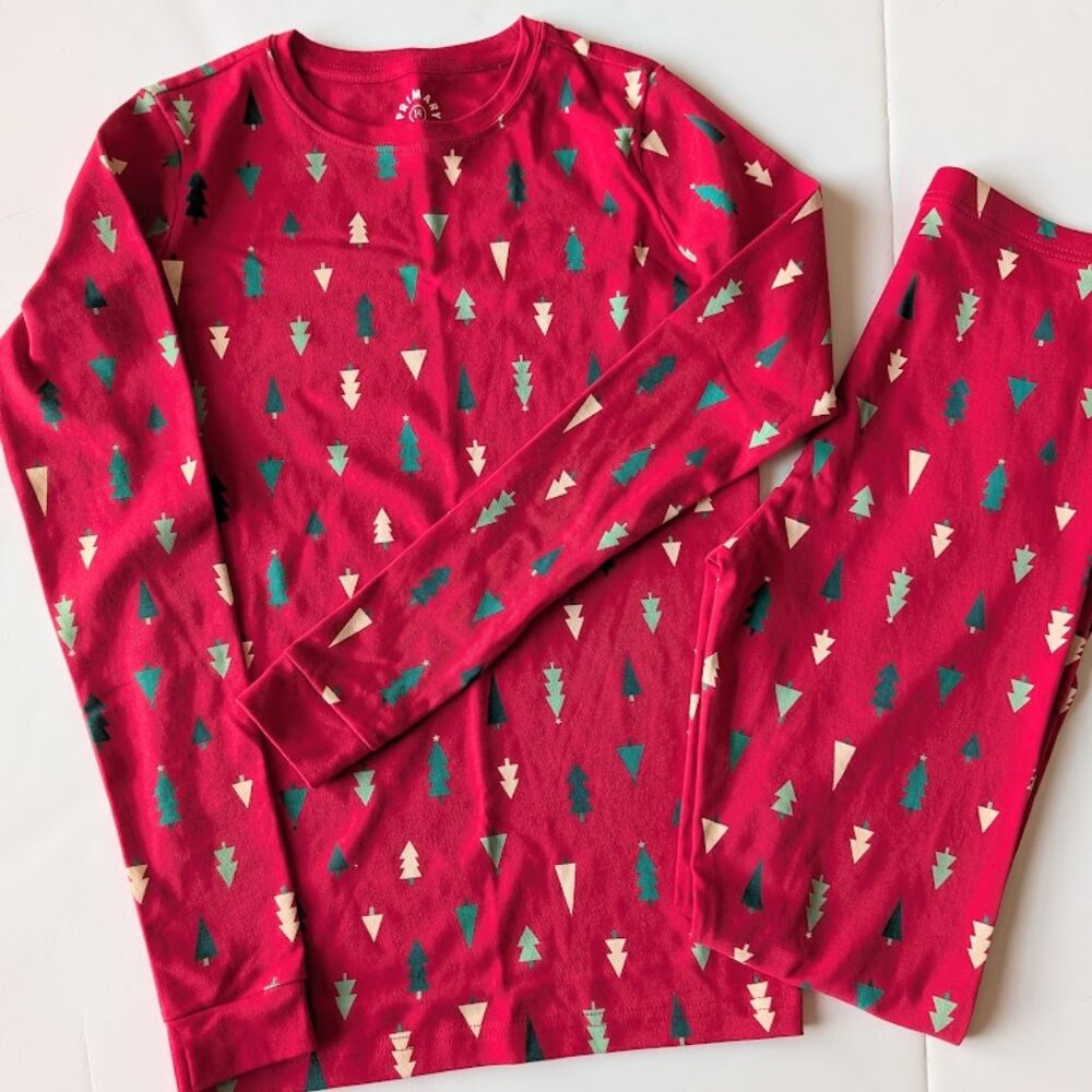 Primary Kids Organic PJ Set in Holiday Prints, Cherry Multi Trees